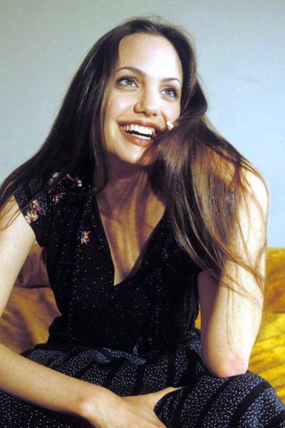 От первого лица: женщина-загадка Анджелина Джоли