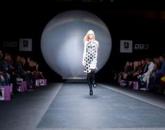 "Любительница приключений" показала себя во всей красе