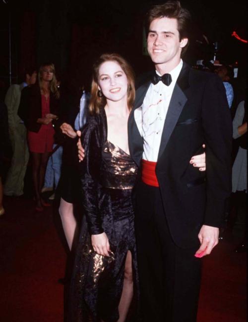 Знаменитости, женившиеся на обычных женщинах