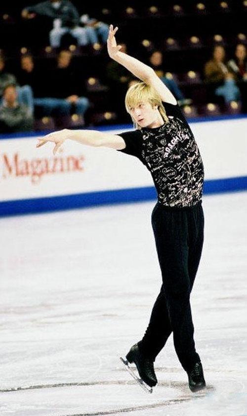 Российские звезды сами выкладывают детские фото в сеть