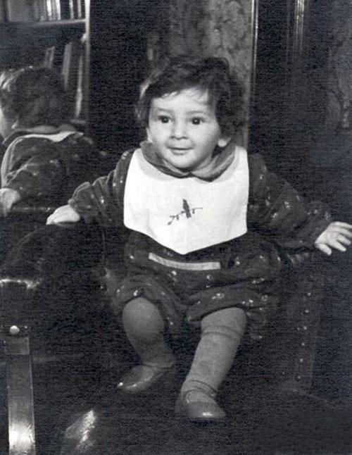 Российские звезды сами выкладывают детские фото в сеть