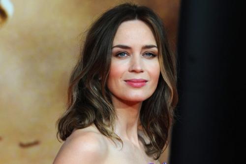 Странные ситуации, в которые попадали знаменитости на съемках