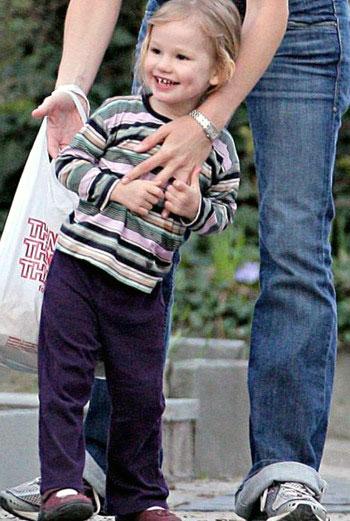 Топ-10 самых симпатичных и стильных звездных малышей