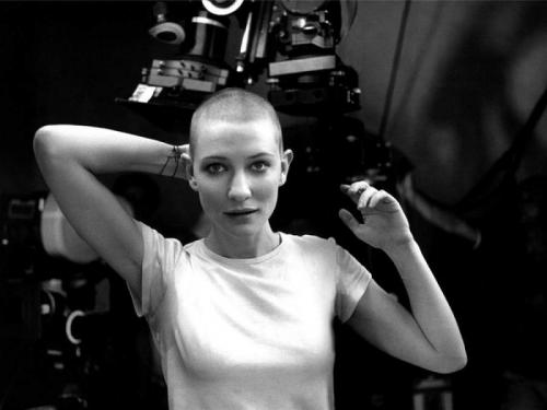 Знаменитые женщины, побрившиеся налысо