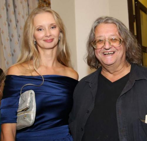 Знаменитости, променявшие длительные браки на молодых любовниц