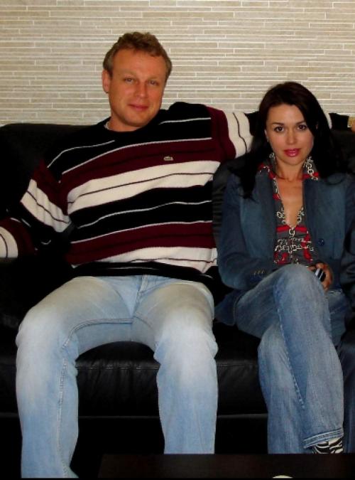 Знаменитости, променявшие длительные браки на молодых любовниц