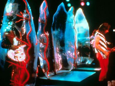 Топ-10 занимательных фактов о турах поп-звезд