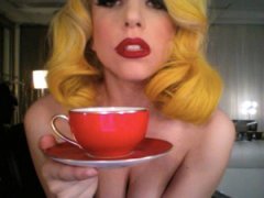 Знаменитости, обладающие наибольшими количествами фоллоуверов в Twitter