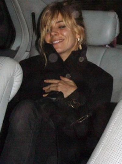 Знаменитости под Бахусом: эти снимки не для прессы