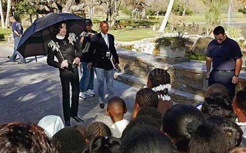 Поместье Майкла Джексона уйдет с молотка