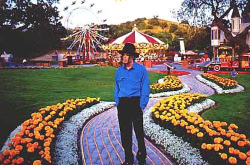 Поместье Майкла Джексона уйдет с молотка