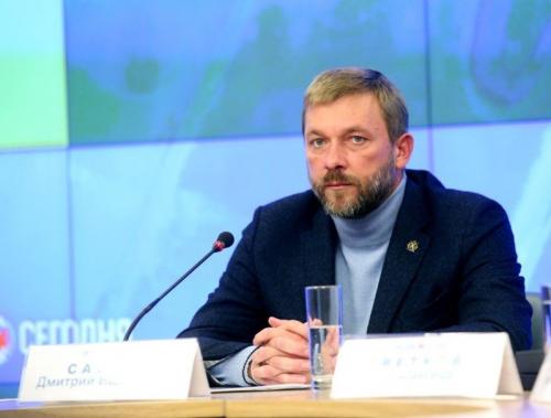 Сколько зарабатывают депутатские жены?