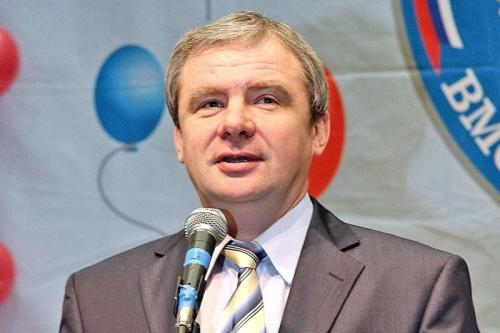 Сколько зарабатывают депутатские жены?