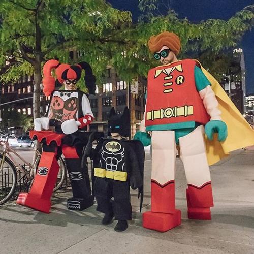 Как знаменитости отметили Хэллоуин 2018