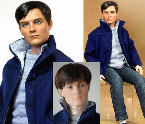 Художник создал портреты знаменитостей на куклах