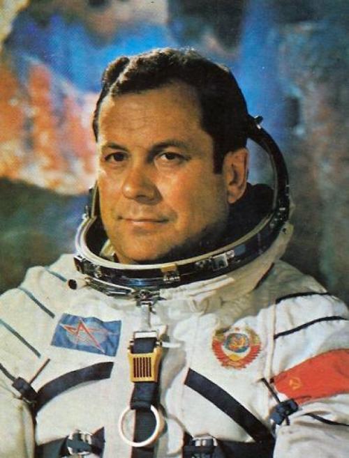 Героические и трагические судьбы первого отряда космонавтов СССР