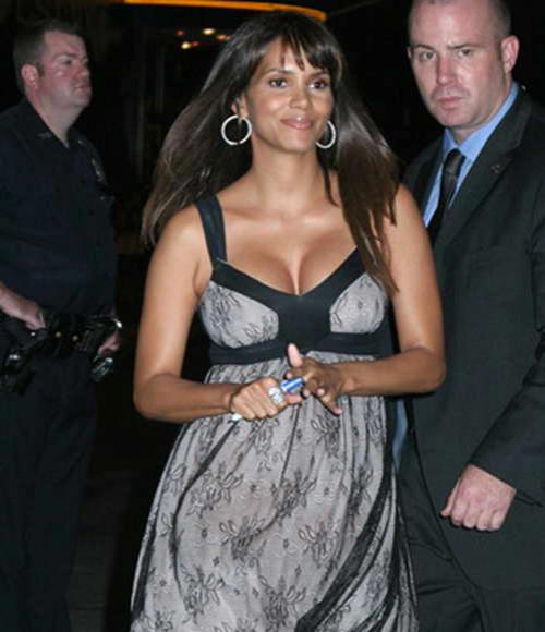 Беременность им к лицу: самые сексуальные звезды в положении