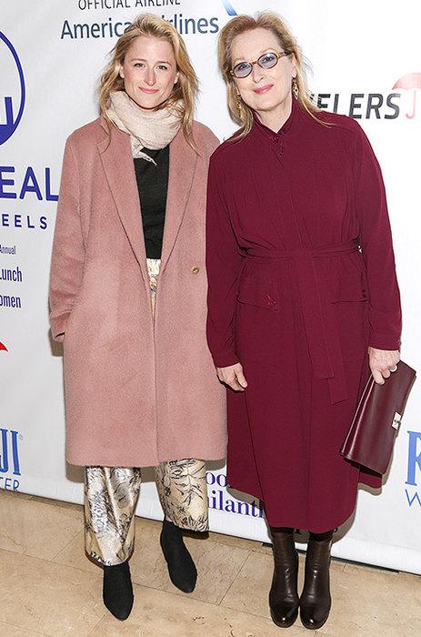 Выходы в свет знаменитых мам и дочек