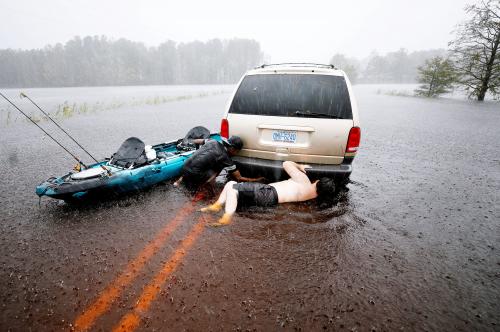 Восточное побережье США после урагана «Флоренс»