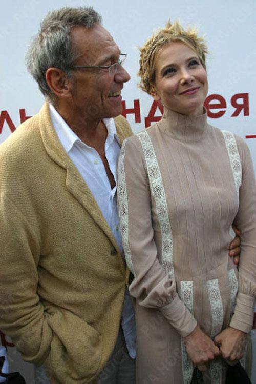 Многодетные звезды: дети карьере не помеха