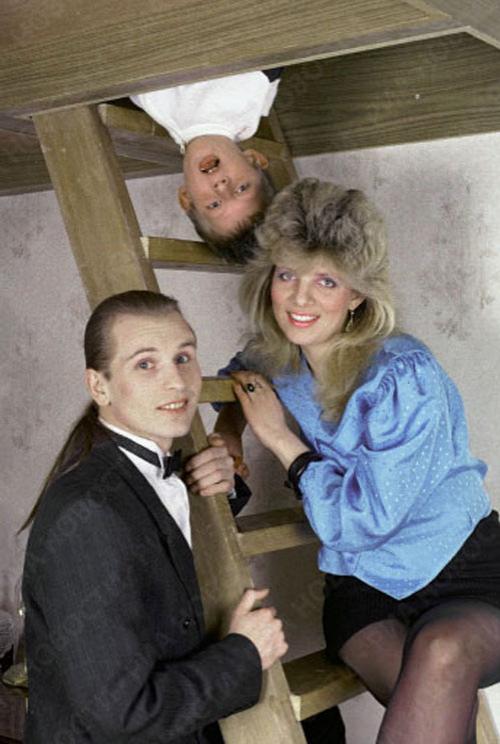 Многодетные звезды: дети карьере не помеха