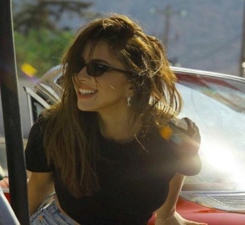 Фото звезд, где они переусердствовали с фотошопом