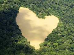 Топ-10 самых красивых природных сердец на Земле