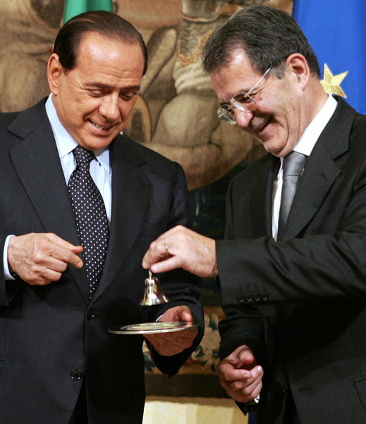 Взлеты и падения Сильвио Берлускони глазами папарацци