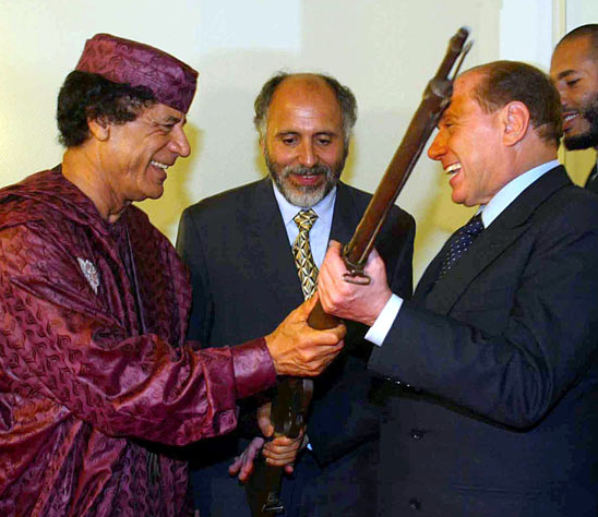 Взлеты и падения Сильвио Берлускони глазами папарацци