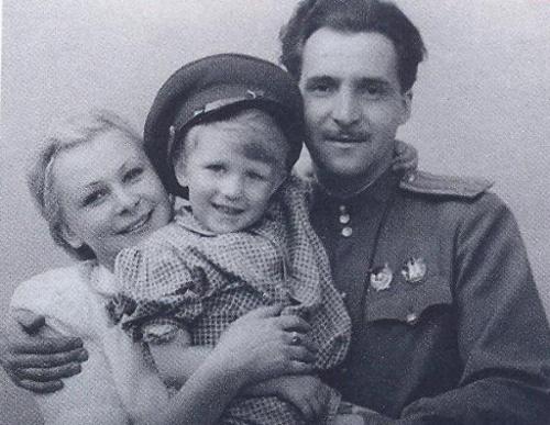 Разводы, романы и интриги советских звезд кино