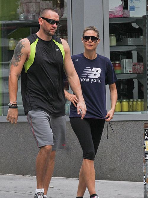 Знаменитые красавцы, которым изменяли жены и подруги