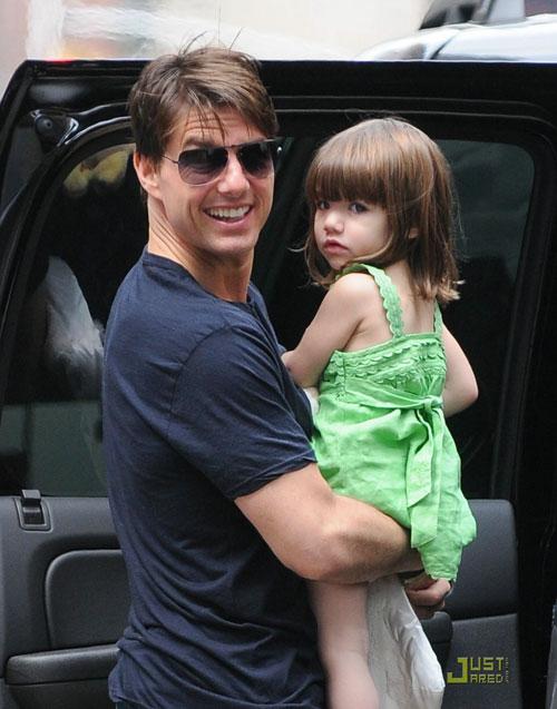 Сури Круз не слушает папу ?