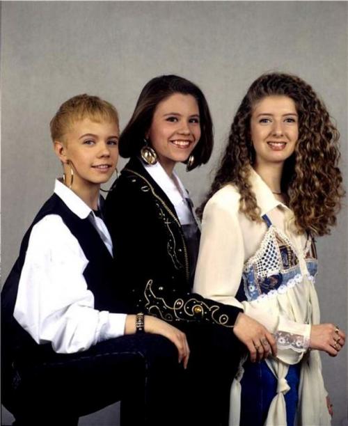 Участники молодежных групп из 90-х и нулевых: что с ними сейчас?