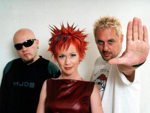 Участники молодежных групп из 90-х и нулевых: что с ними сейчас?