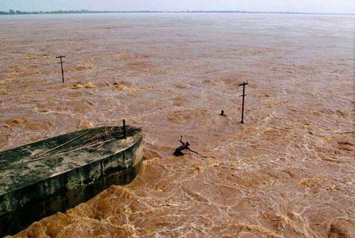 Самые нашумевшие кадры 2008 года