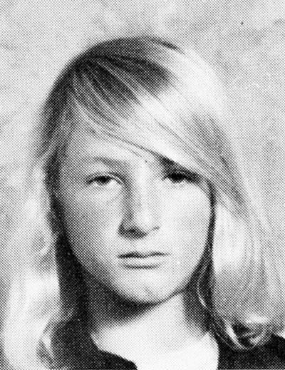 Школьные альбомы звезд