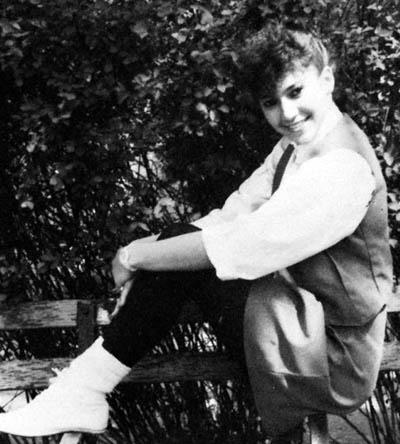 Школьные альбомы звезд