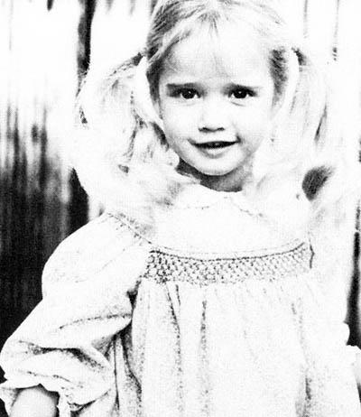 Школьные альбомы звезд