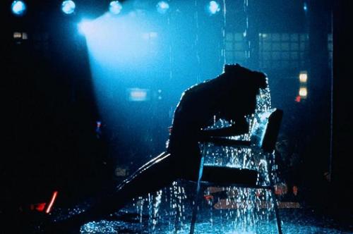 Стриптизу исполнилось 120 лет: лучшие кадры мирового кино