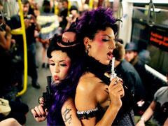 Дефиле фриков прошло в берлинском метро