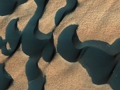 Марс: пустынная планета и захватывающие пейзажи