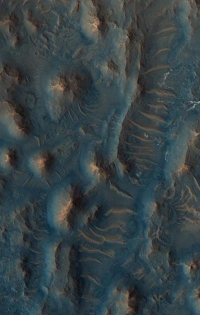 Марс: пустынная планета и захватывающие пейзажи