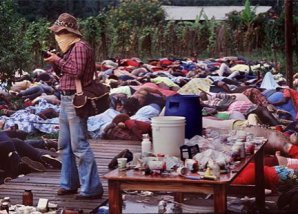 Самое массовое самоубийство ХХ века: хроника трагедии