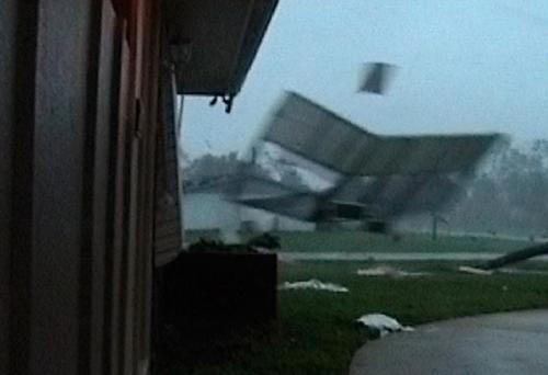 Фотограф коллекционирует ураганы