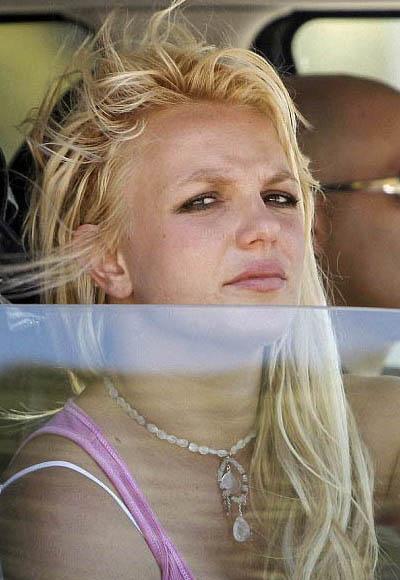 Самые нелепые привычки звезд