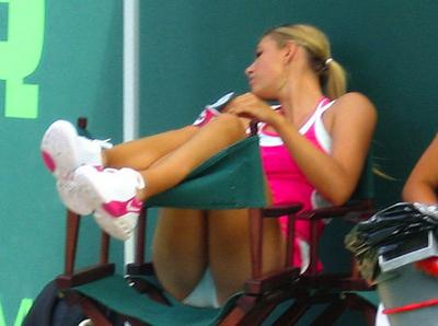 Самые нелепые привычки звезд