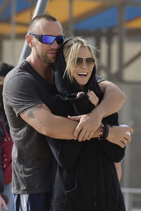 Знаменитости, которые изменяли и были пойманы на измене