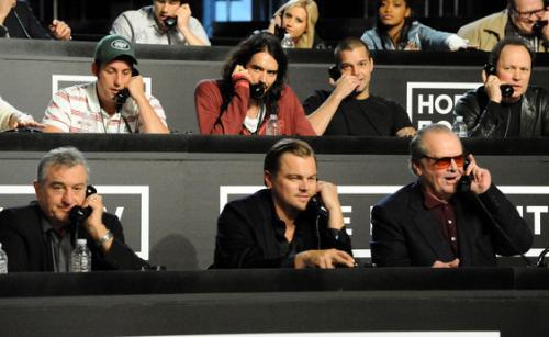 Леонардо Ди Каприо с «коллегами по цеху»