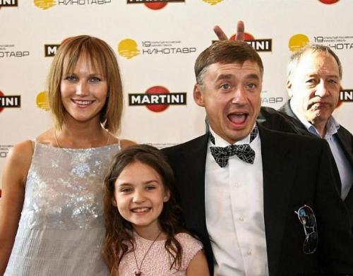 Звездные пары, которые не спешили заключать брак