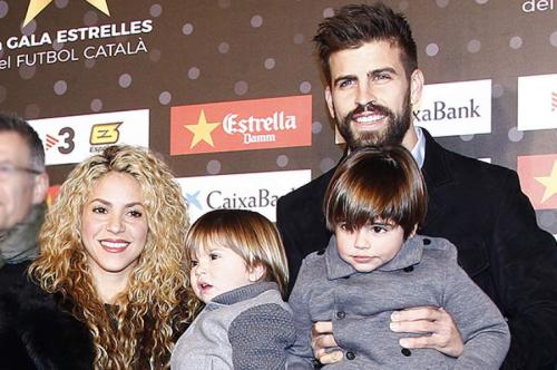 Звездные пары, которые не спешили заключать брак